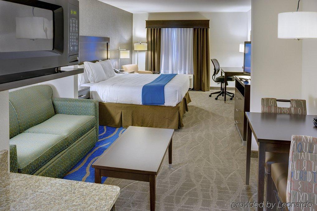 Holiday Inn Express & Suites Overland Park By Ihg Екстериор снимка
